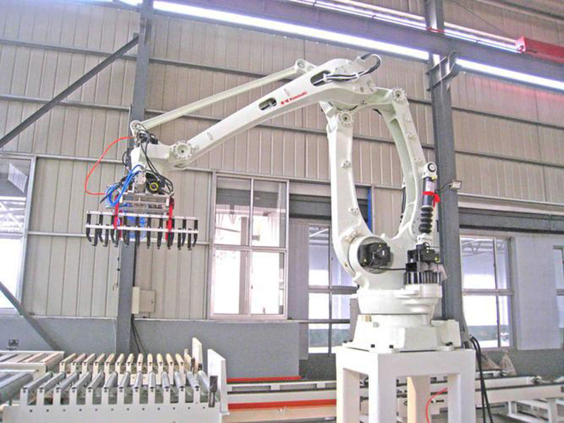 Fully automatic palletizing robot system